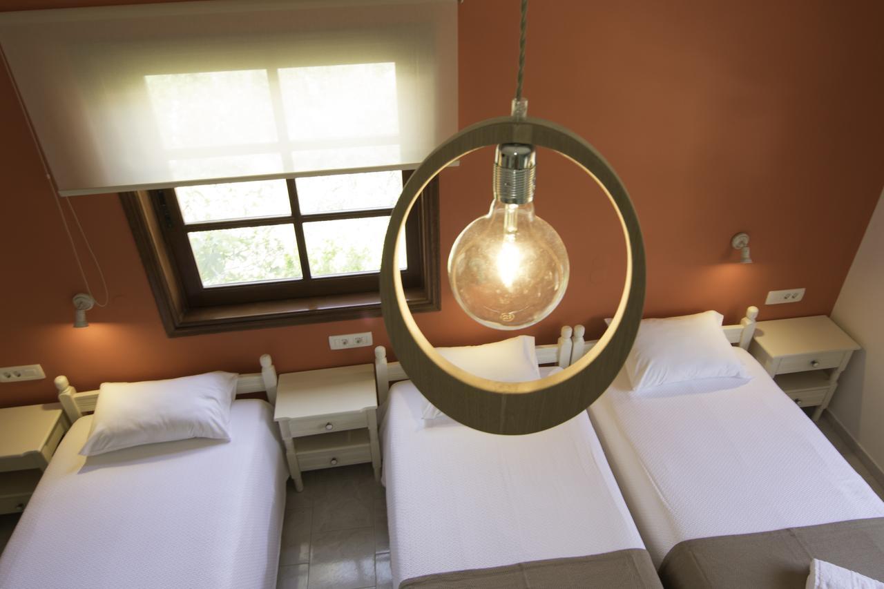 Niki Rooms Paleochora Buitenkant foto