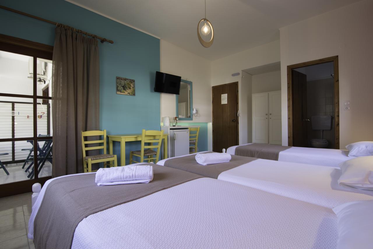 Niki Rooms Paleochora Buitenkant foto